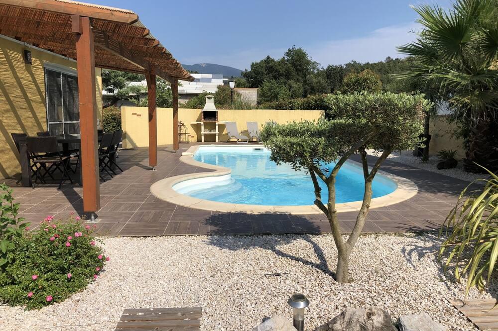 Very beautiful wooded villa, heated swimming pool, breathtaking view 8/10 people - Provence-Alpes-Côte d'Azur - La Cluse visuel 5/5 Very beautiful wooded villa, heated swimming pool, breathtaking view 8/10 people - Provence-Alpes-Côte d'Azur - La Cluse visuel 5/5