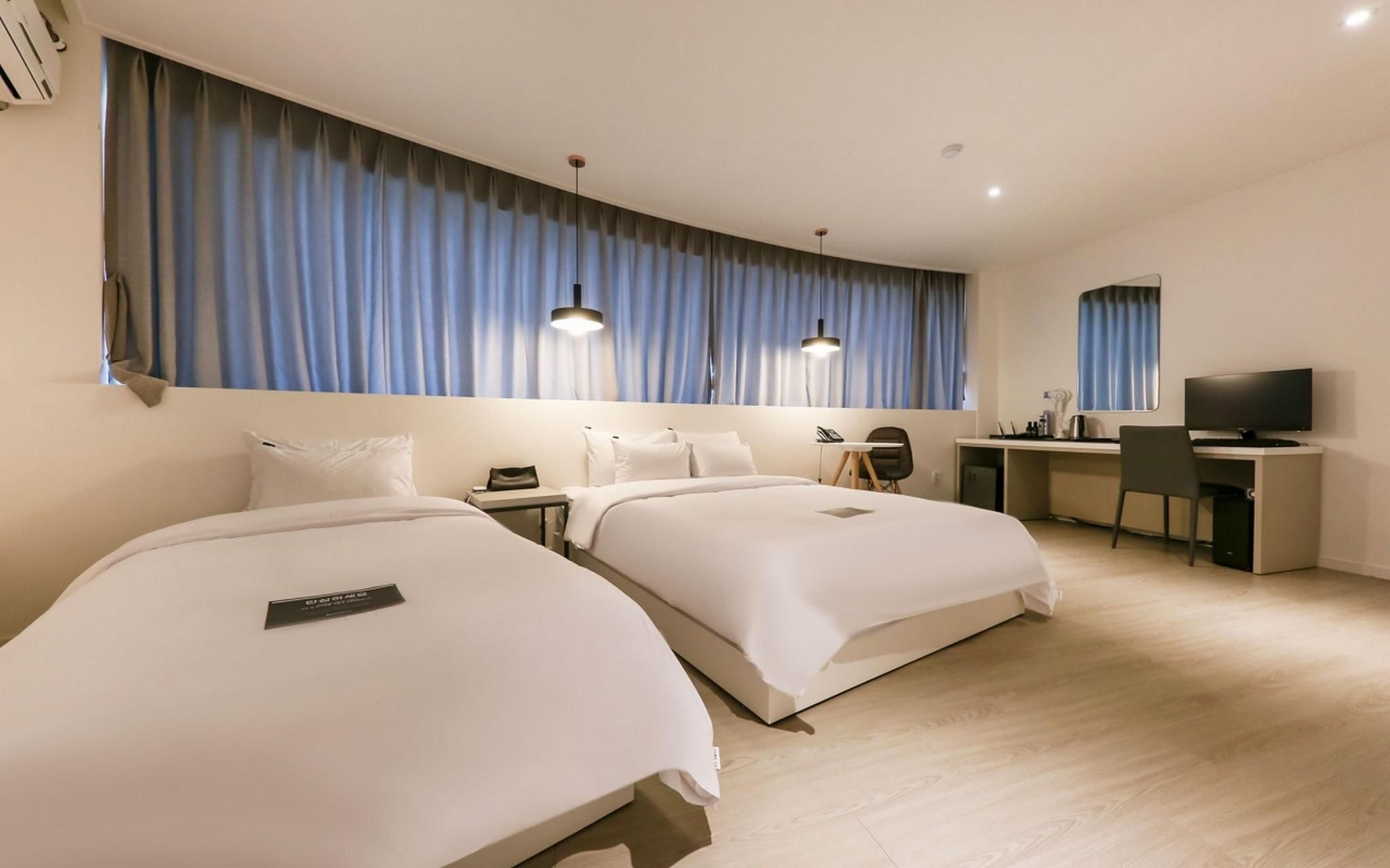 hotel photo