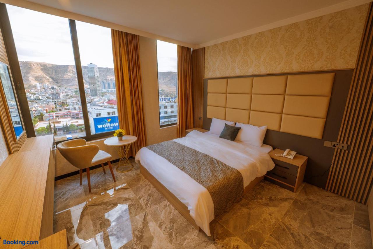 booking-1071267710-542362021-242200 Sarok Hotel