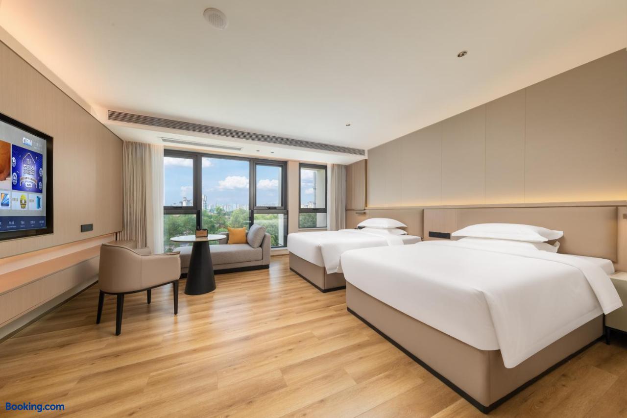 booking-1071780230-599561533-733087 Poltton International Apartments Jiangmen Pengjiang Administrative Service Center