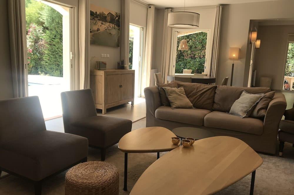 Le Mas Rose: Magnificent Air-conditioned Villa with Swimming Pool and Garden Grimaud St Tropez Provence-Alpes-Côte d'Azur - Grimaud visuel 6/10