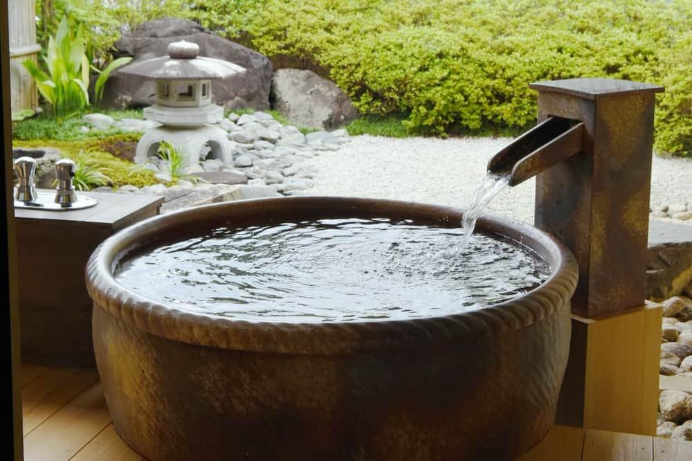 expedia_group-415629-dee0a9-133071 Ryotei Rangetsu