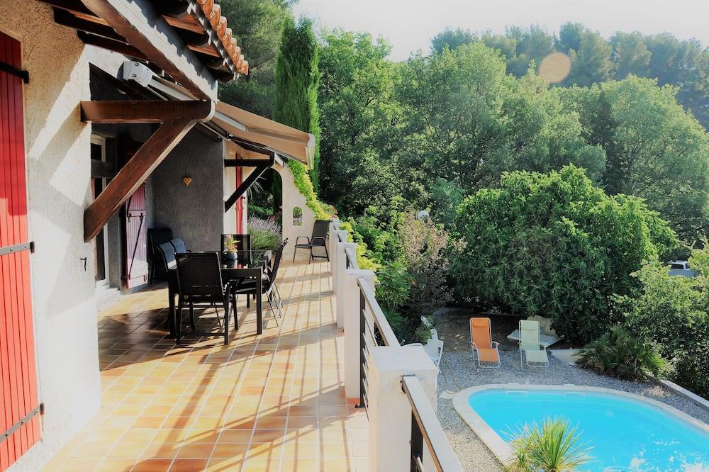 Magnifique Villa vue Ste Baume Provence-Alpes-Côte d'Azur - Tweeling visuel 4/5 Magnifique Villa vue Ste Baume Provence-Alpes-Côte d'Azur - Tweeling visuel 4/5