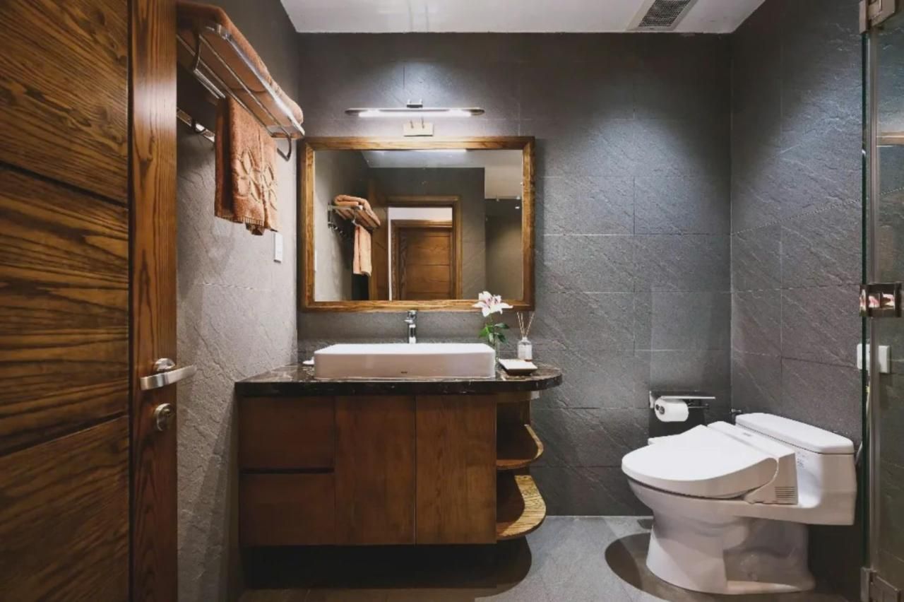 Bloom in Saigon - The Residence