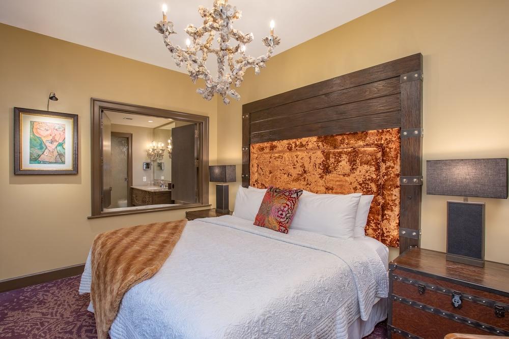 The Bohemian Hotel Savannah Riverfront, Autograph Collection