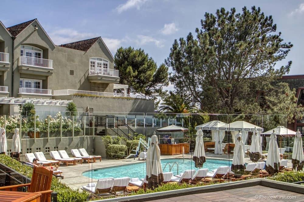 L'Auberge Del Mar: Enjoy the Beach Life with Included Resort Amenities