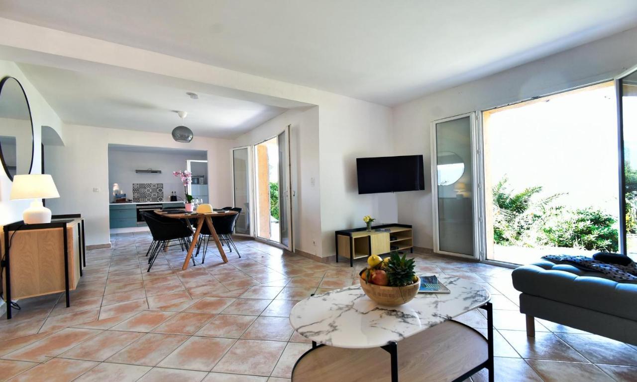 Magnifique vue mer, superbe maison rénovée 2024, 10 mns de la plage et du centre! Provence-Alpes-Côte d'Azur - Cavalaire-sur-Mer visuel 5/5