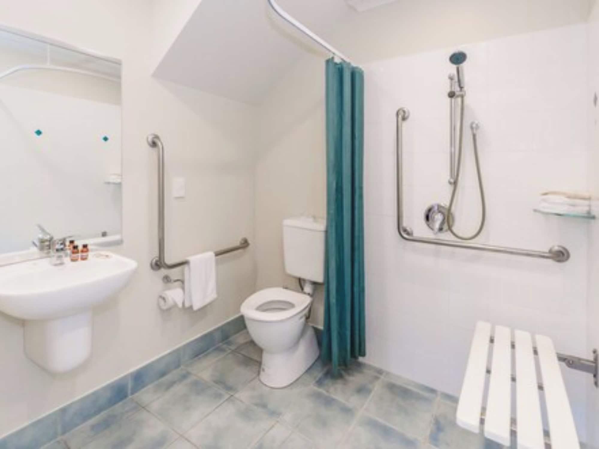 expedia_group-465254-256062573-908078 Raumati Sands Resort