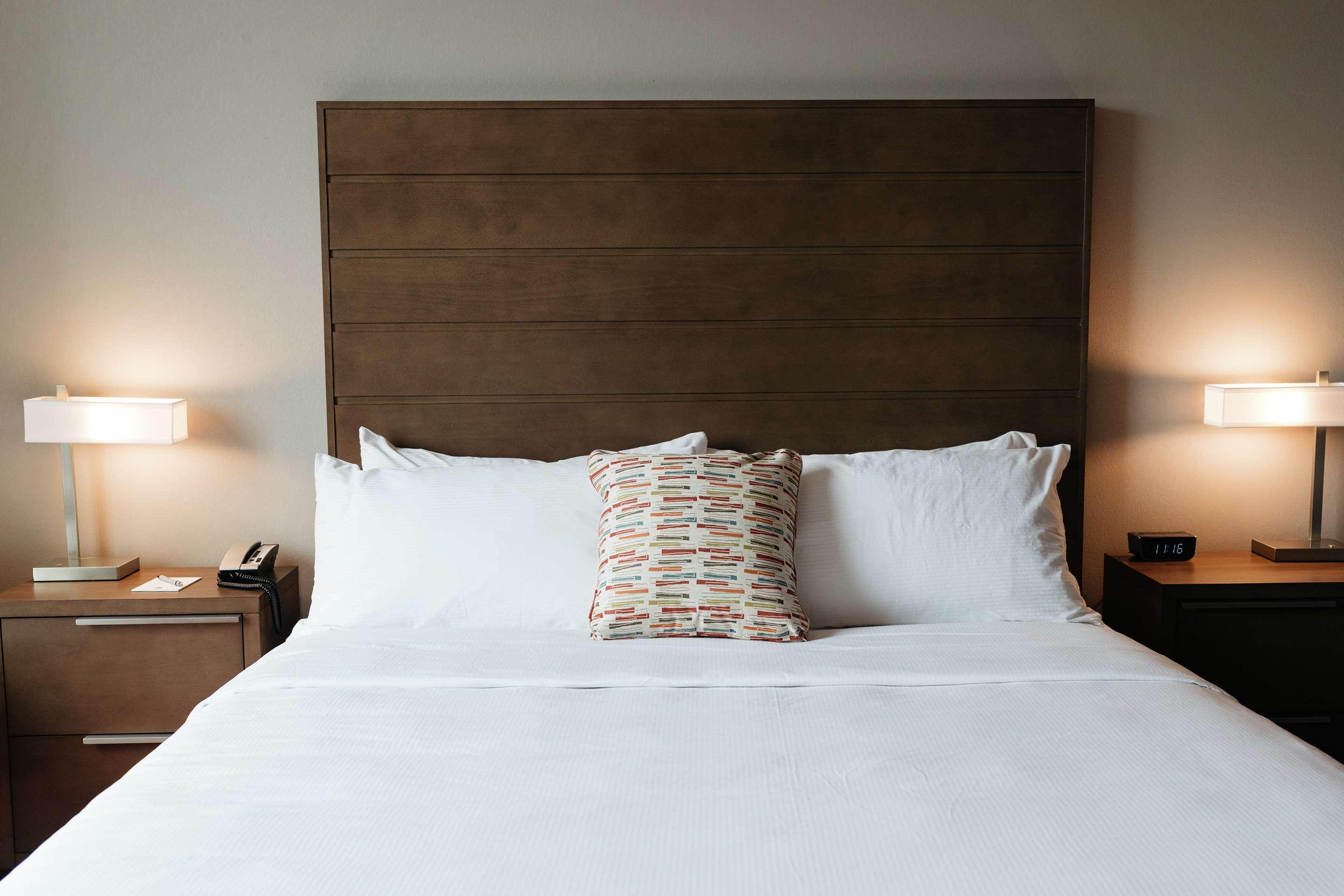 ice-5272565-100075684-832251 Revel Hotel Des Moines Urbandale, Tapestry Collection By Hilton