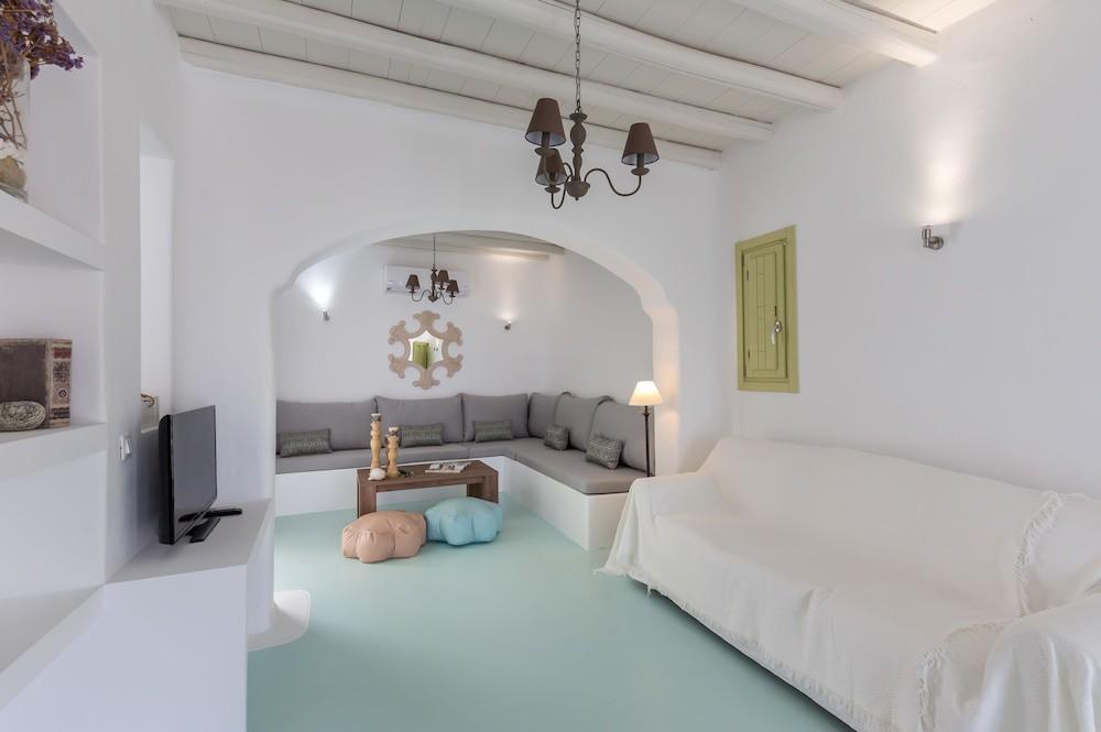 sembo-3940958-b7a157-454930 Lyra Villas Mykonos