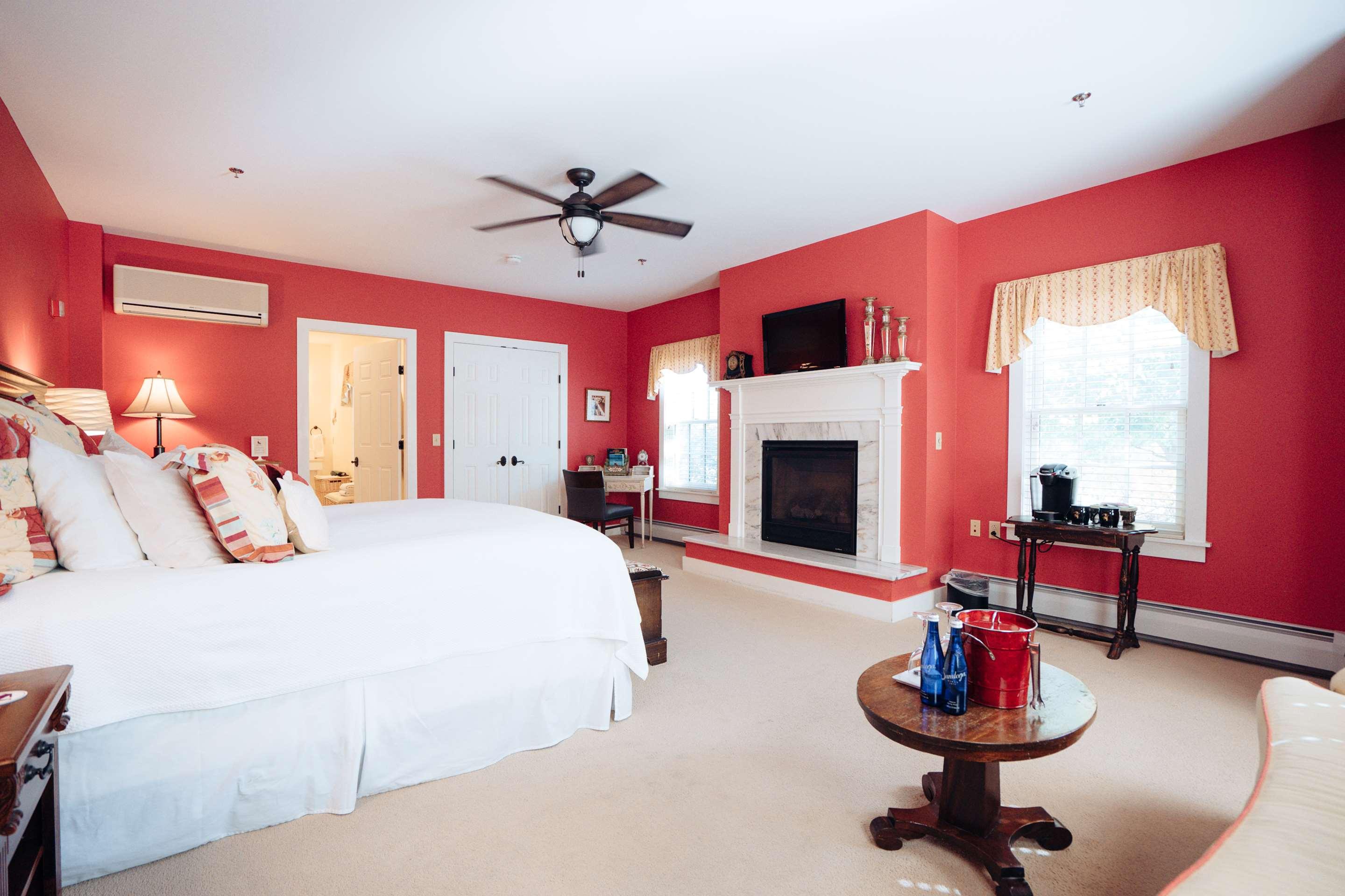 Reluctant Panther Inn & Restaurant