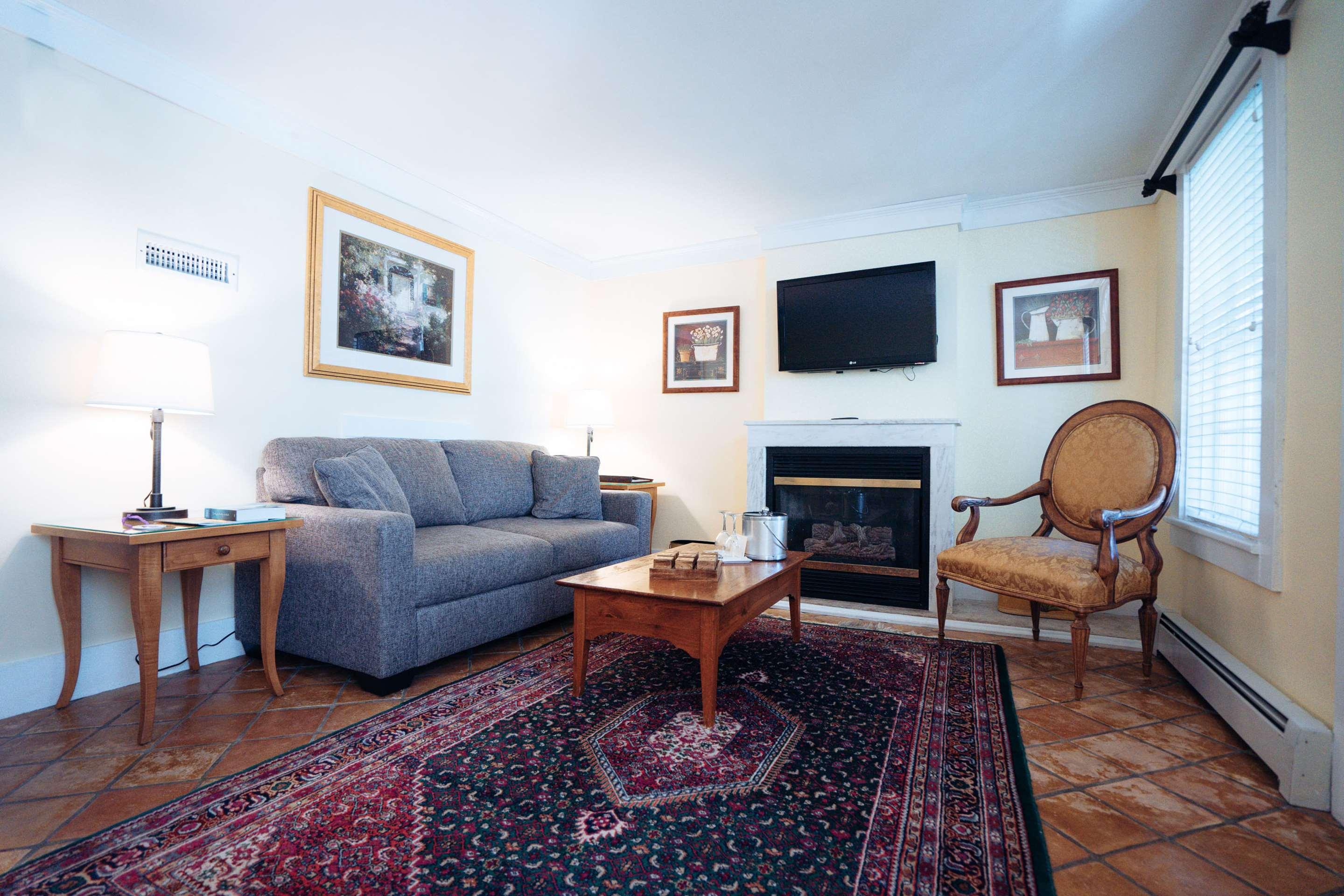 Reluctant Panther Inn & Restaurant