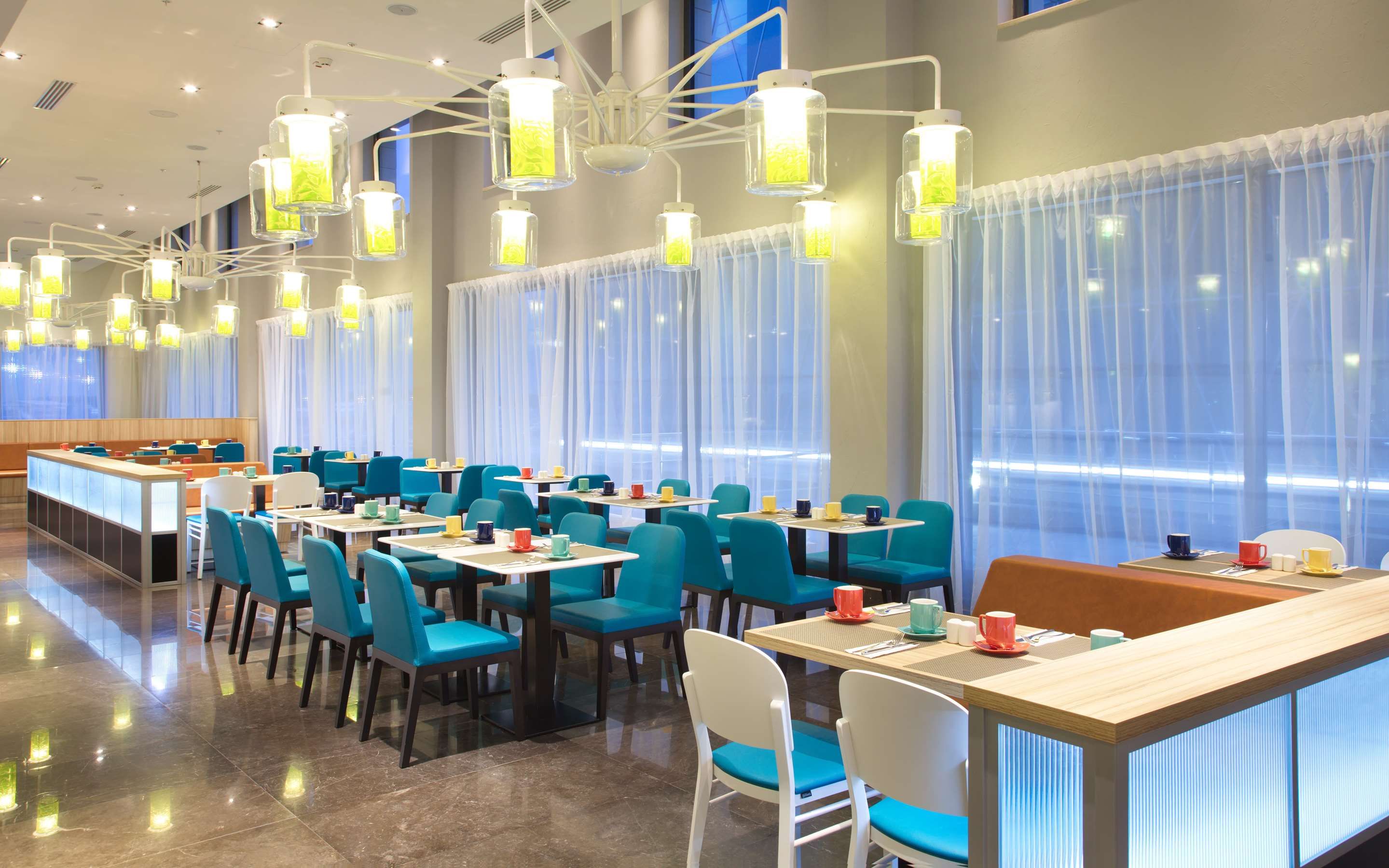 Cosmos Saint-Petersburg Pulkovo Apt Htl