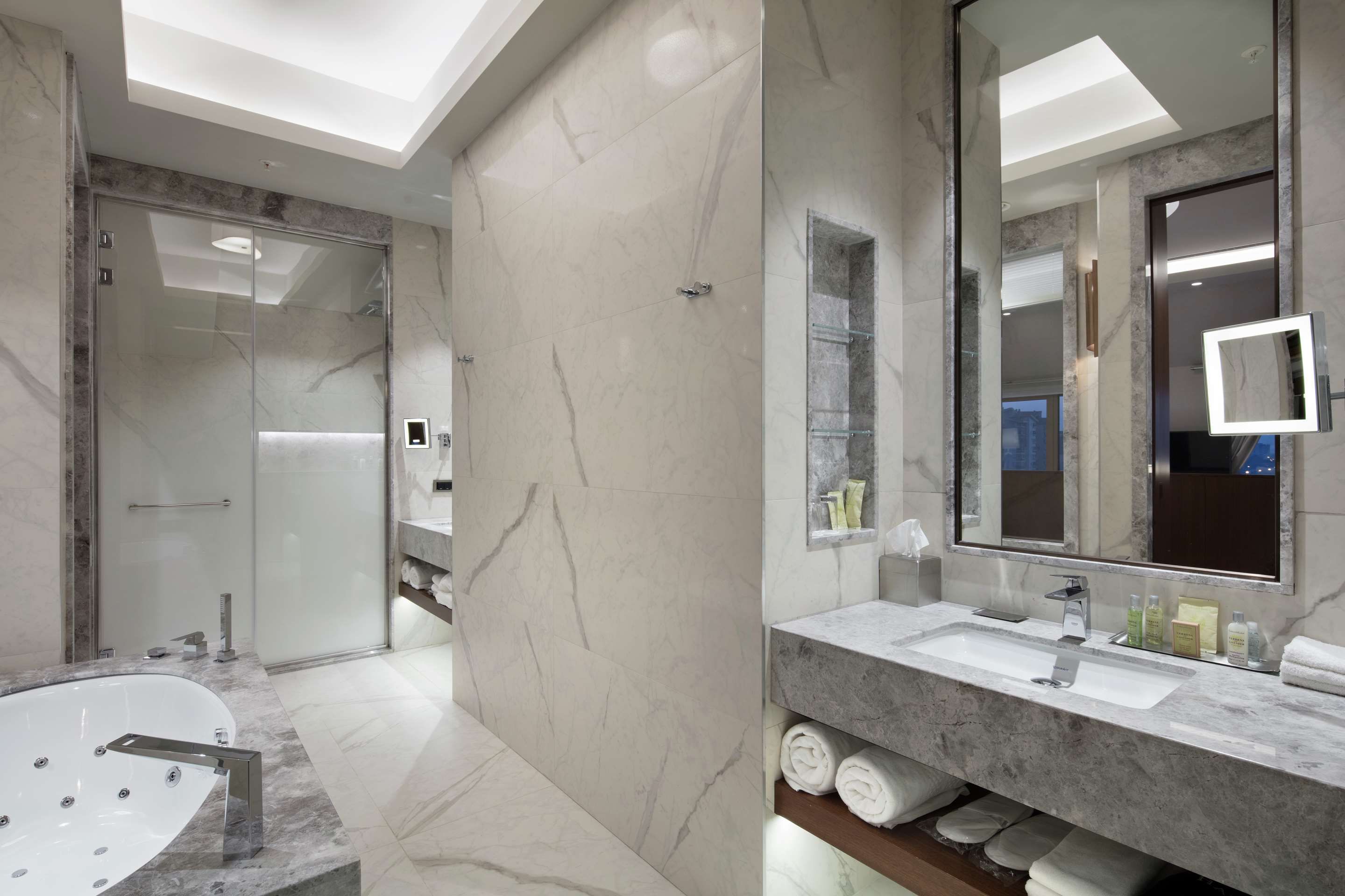 DoubleTree by Hilton Skopje