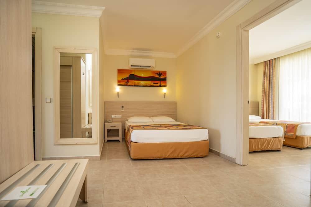 expediav2-449679-709bb5-737200 Gardenia Beach Hotel