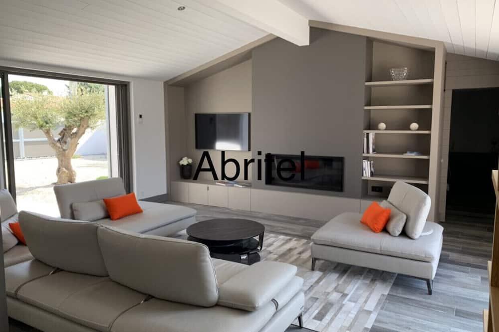 Luxury villa, swimming pool, walking distance to beach and shops, landscaped garden Poitou-Charentes - Bois-Plage-en-Ré visuel 5/5