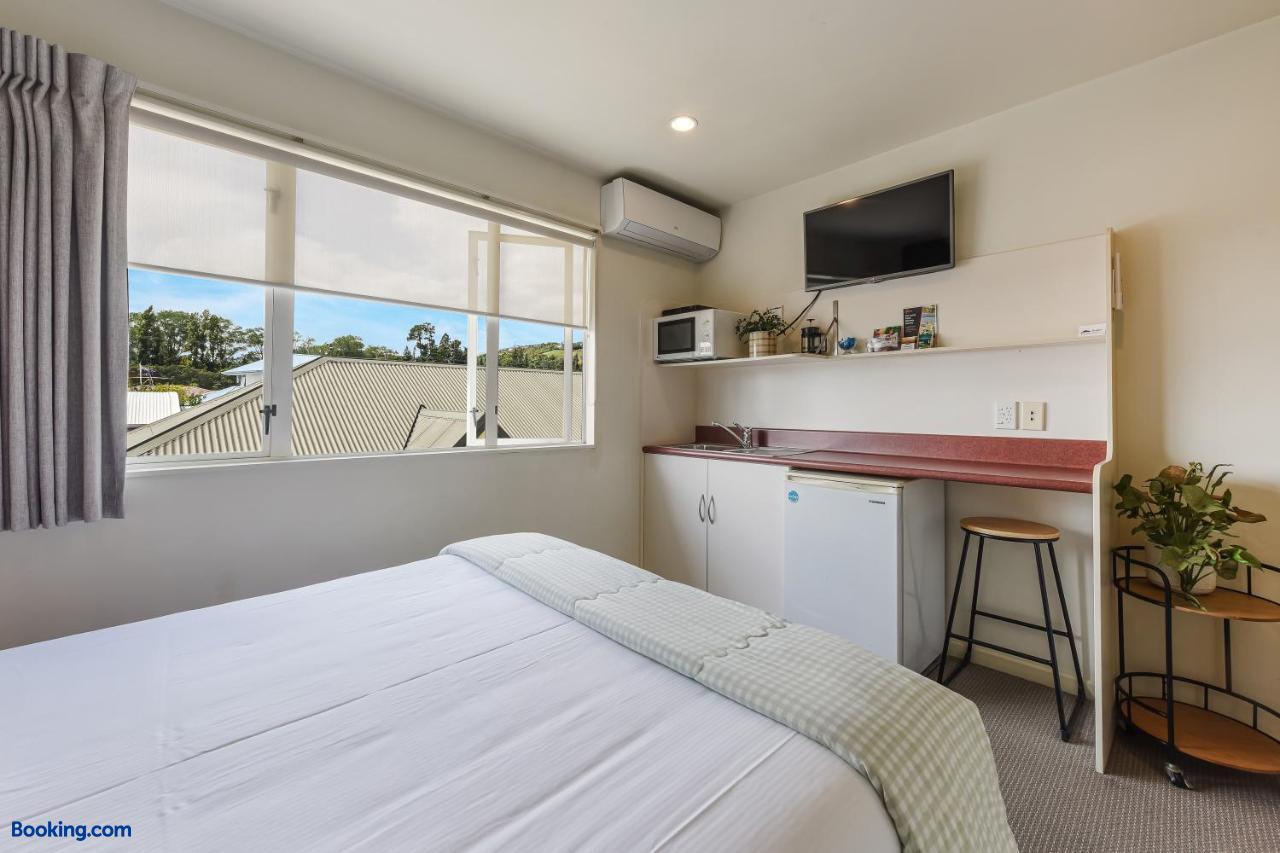 booking-301816-659448492-065783 Boutique Motel