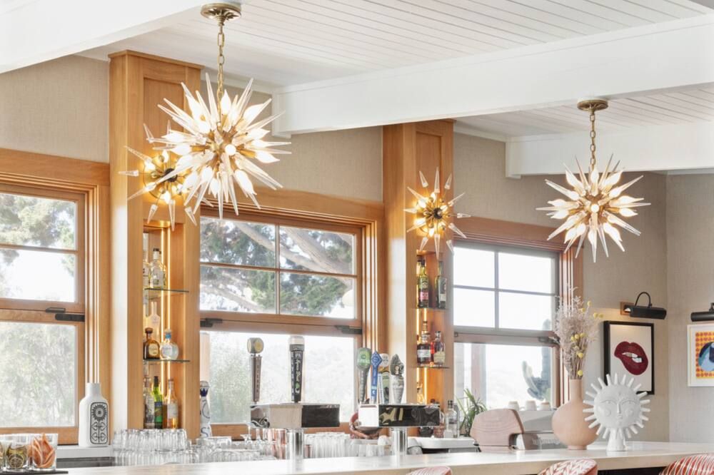 Skyview Los Alamos - 21 & Over Pool