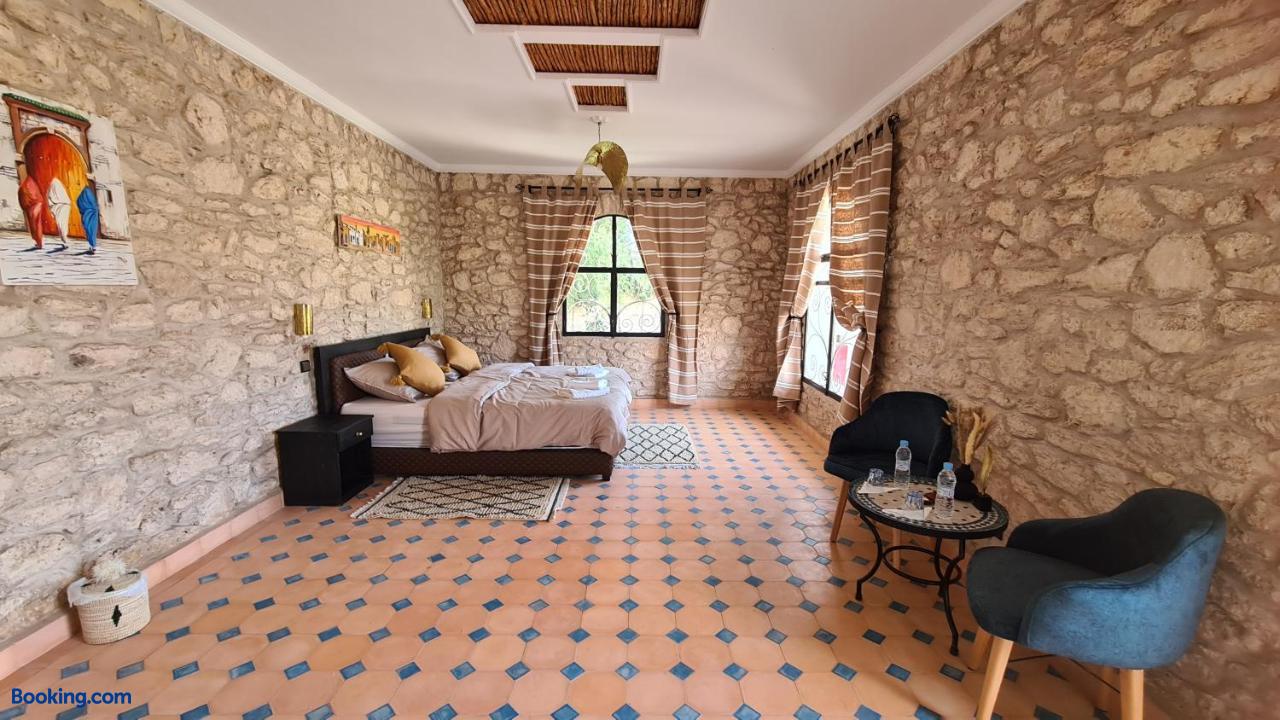 booking-1072301936-635228327-194095 Villa Amma