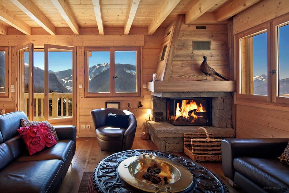 Chalet Polanka luxury ski base for 12, cosy fire & views - OVO Network - Rhône-Alpes - Saint-Jean-de-Sixt visuel 2/5 Chalet Polanka luxury ski base for 12, cosy fire & views - OVO Network - Rhône-Alpes - Saint-Jean-de-Sixt visuel 2/5