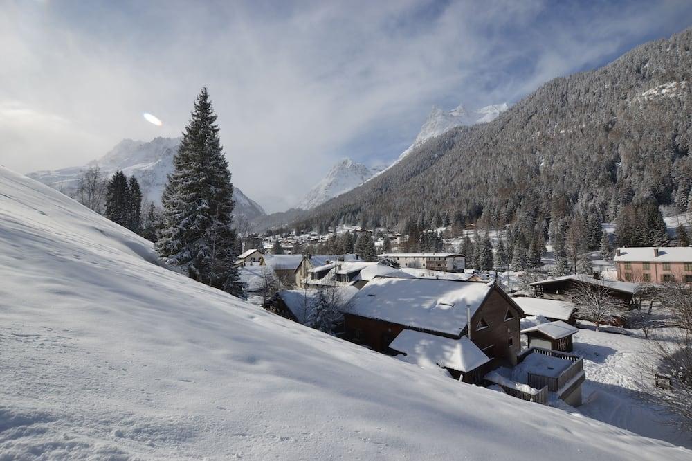 Spacious Chalet Walking Distance To Gondola For Winter And Summer In Vallorcine Rhône-Alpes - Vallorcine visuel 4/5 Spacious Chalet Walking Distance To Gondola For Winter And Summer In Vallorcine Rhône-Alpes - Vallorcine visuel 4/5