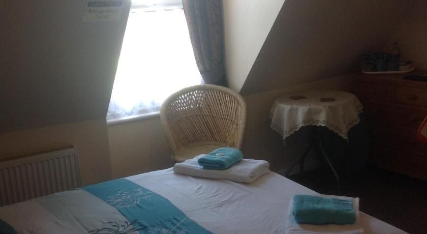 Cleasewood Guest House