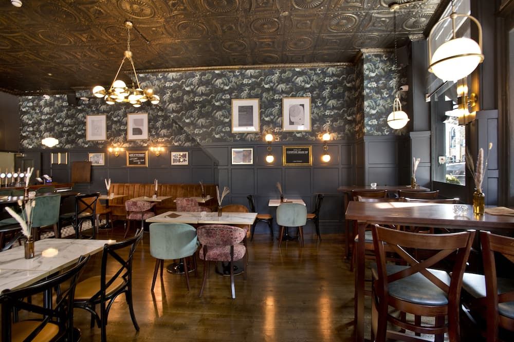 The Clerk & Well Pub & Rooms