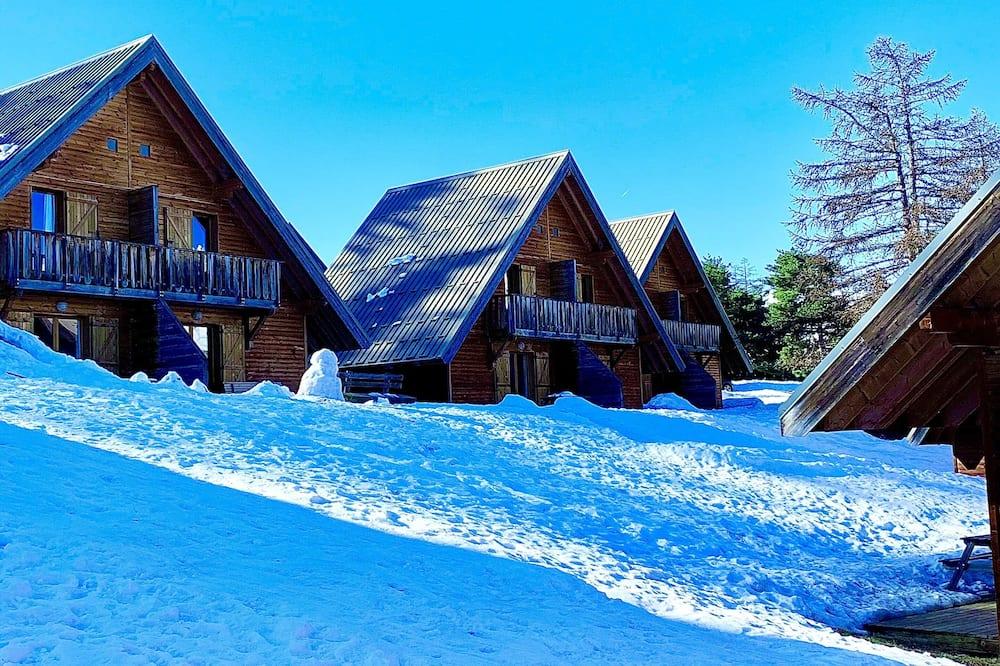 Charming semi-detached chalet (6 to 8 people) 300m from the slopes Provence-Alpes-Côte d'Azur - Agnières-en-Dévoluy visuel 3/10 Charming semi-detached chalet (6 to 8 people) 300m from the slopes Provence-Alpes-Côte d'Azur - Agnières-en-Dévoluy visuel 3/10