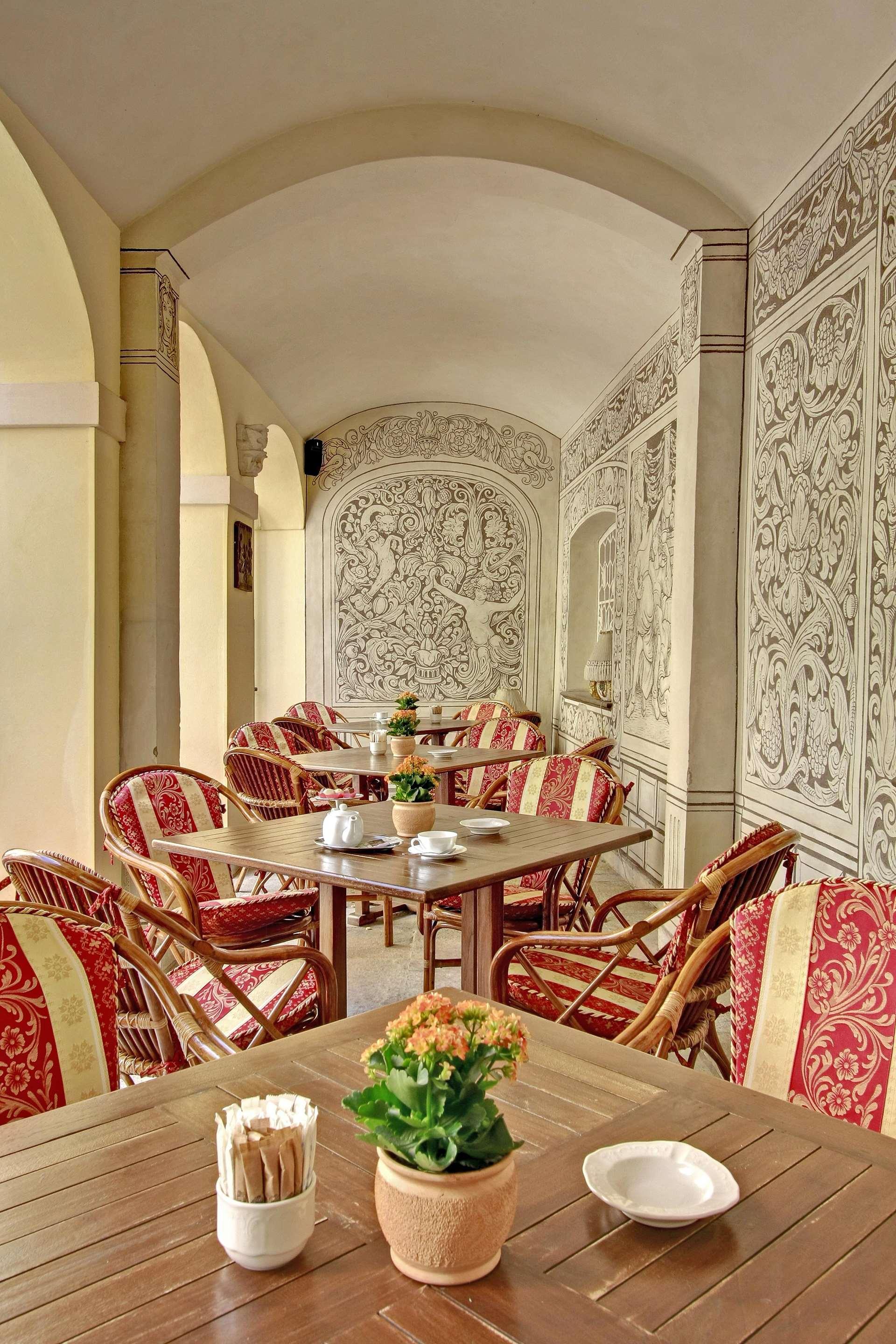 ice-204111636-65942372_3XL-136270 Alchymist Grand Hotel & Spa