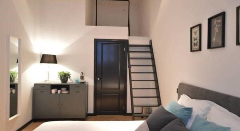 Romantic ground floor suite in Pijp near Sarphatipark