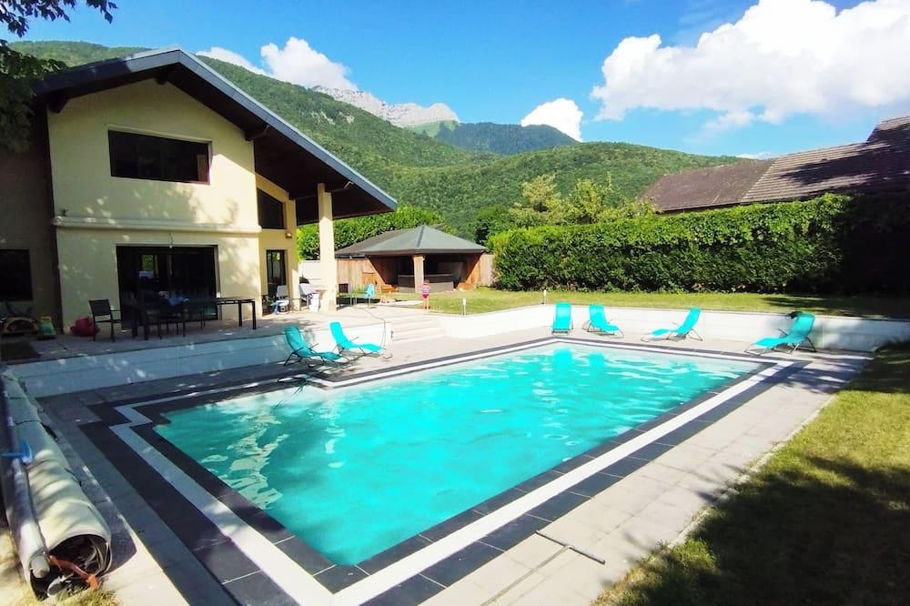 Villa pour 7, piscine chauffée, jacuzzi, proche lac Rhône-Alpes - Doussard visuel 2/5 Villa pour 7, piscine chauffée, jacuzzi, proche lac Rhône-Alpes - Doussard visuel 2/5