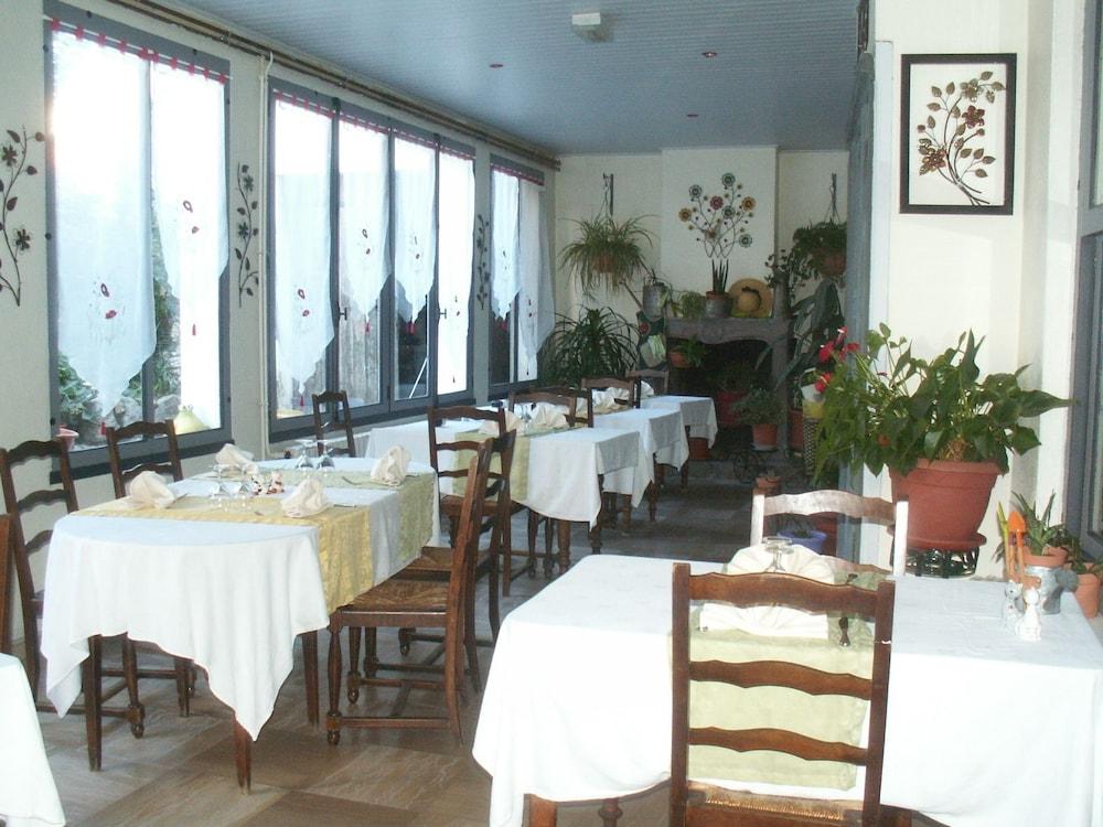 Auberge des Voyageurs Ile de France - Saint-Germain-Laval visuel 5/5 Auberge des Voyageurs Ile de France - Saint-Germain-Laval visuel 5/5