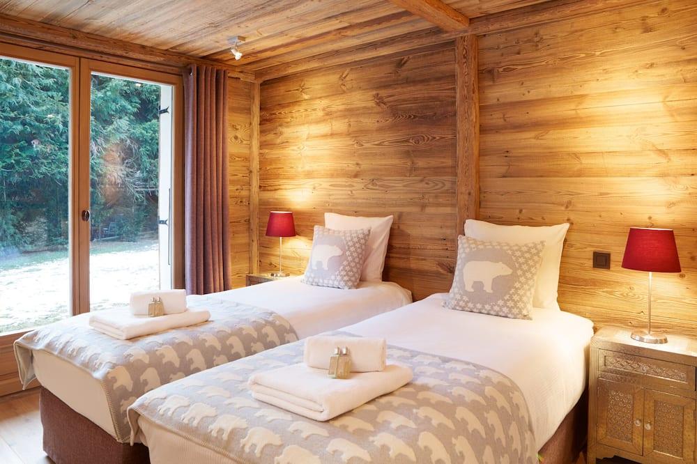 6 bedroom luxury chalet with private cinema Marmotte Mountain Zenith (2) - Rhône-Alpes - Chamonix-Mont-Blanc visuel 3/5 6 bedroom luxury chalet with private cinema Marmotte Mountain Zenith (2) - Rhône-Alpes - Chamonix-Mont-Blanc visuel 3/5