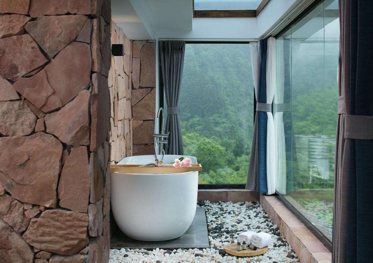 Hilltop House Resort