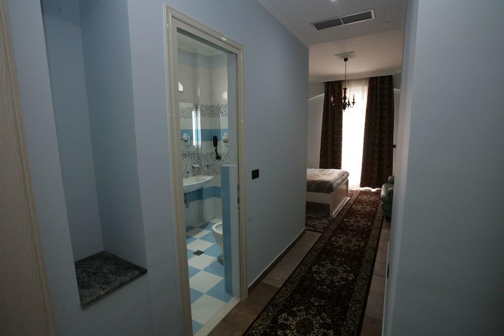 sembo-2111551-6f23db-987594 Hotel Las