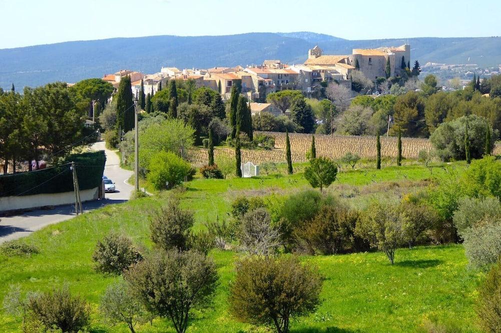 Villa aircon, indoor pool heated, paradis for children, pin-ball, WLAN free Provence-Alpes-Côte d'Azur - Le Castellet visuel 3/5 Villa aircon, indoor pool heated, paradis for children, pin-ball, WLAN free Provence-Alpes-Côte d'Azur - Le Castellet visuel 3/5