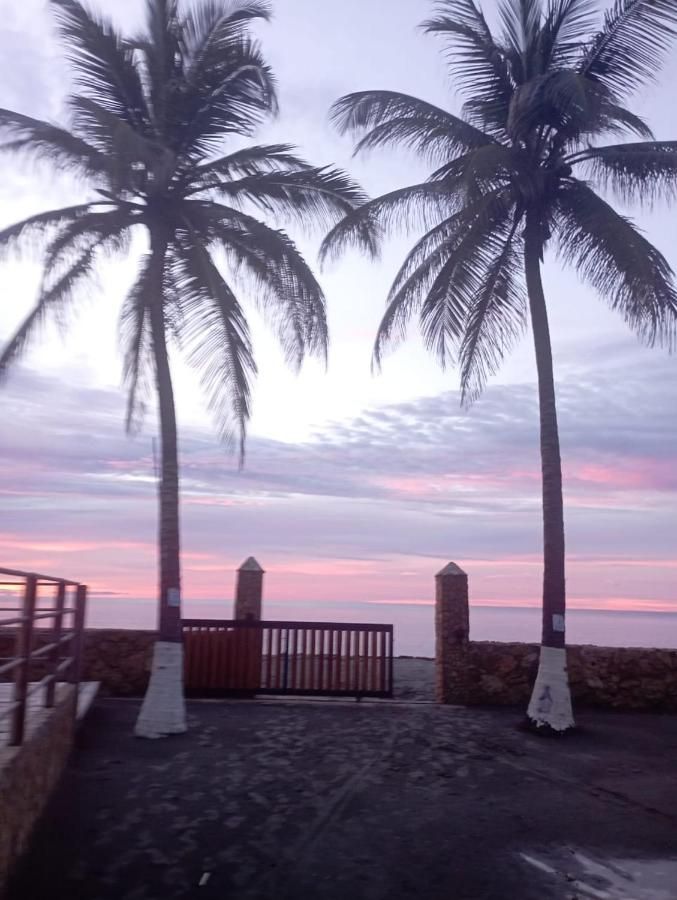 NAHIR apartamento de playa en condominio Palmar del viento