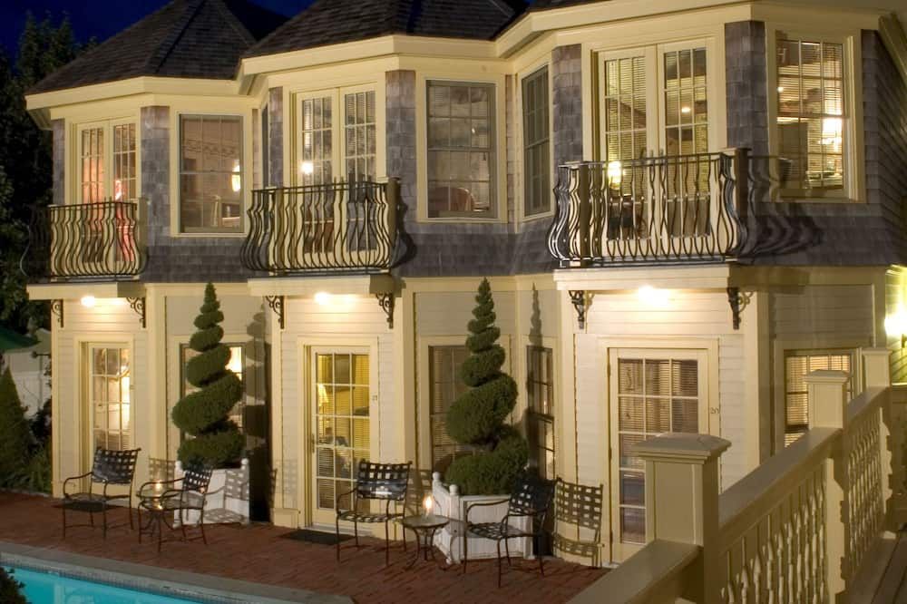 Brass Key Guesthouse Adults Only