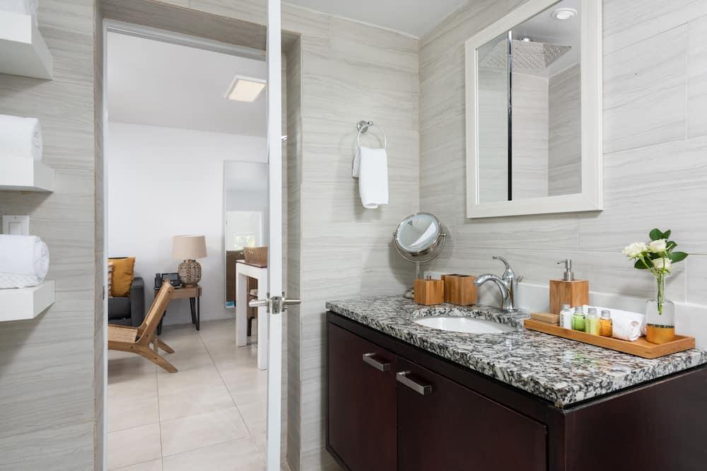 expedia_group-2502946-62f175-591466 The Oasis at Grace Bay