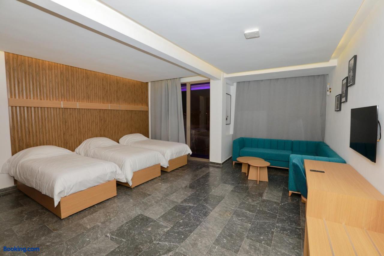 booking-1072295499-637008910-272276 Sahara Beach