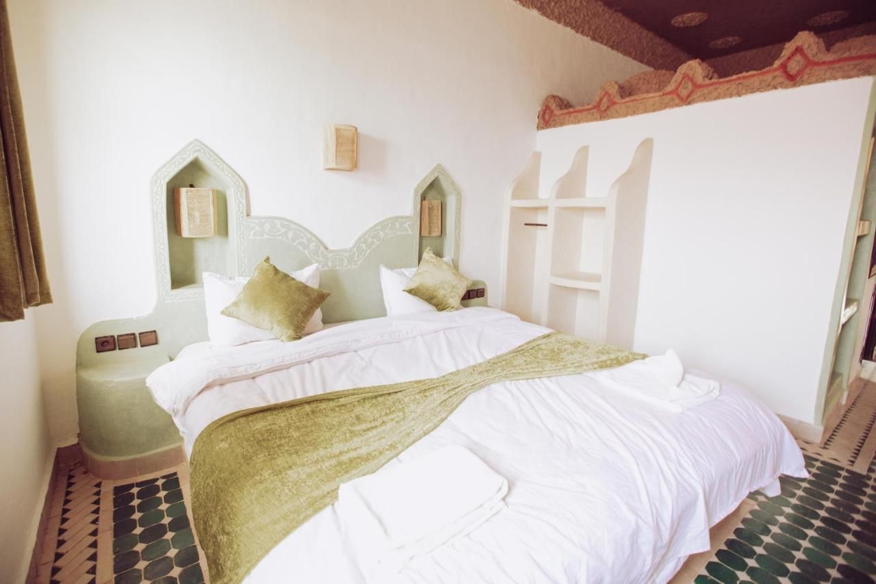 Traditional Riad Merzouga Dunes