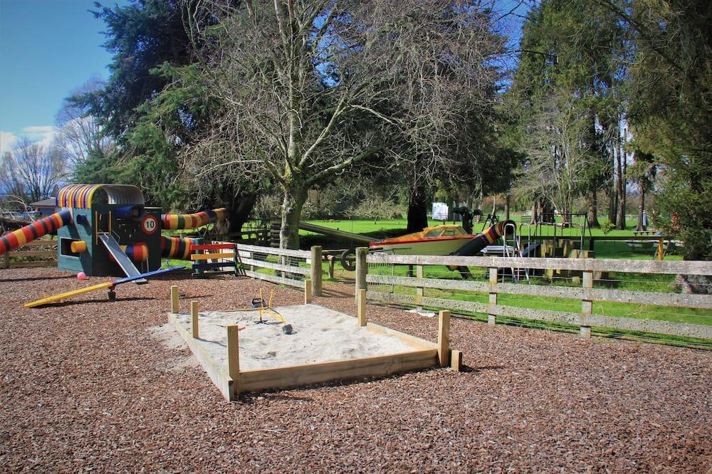 expedia_group-367022-425a3b3d-577863 Hideaway of Rotorua
