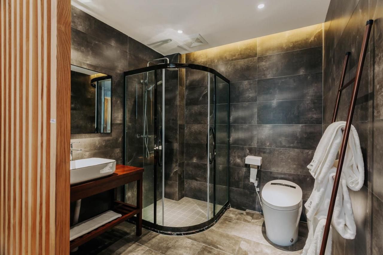 Hilltop House Resort