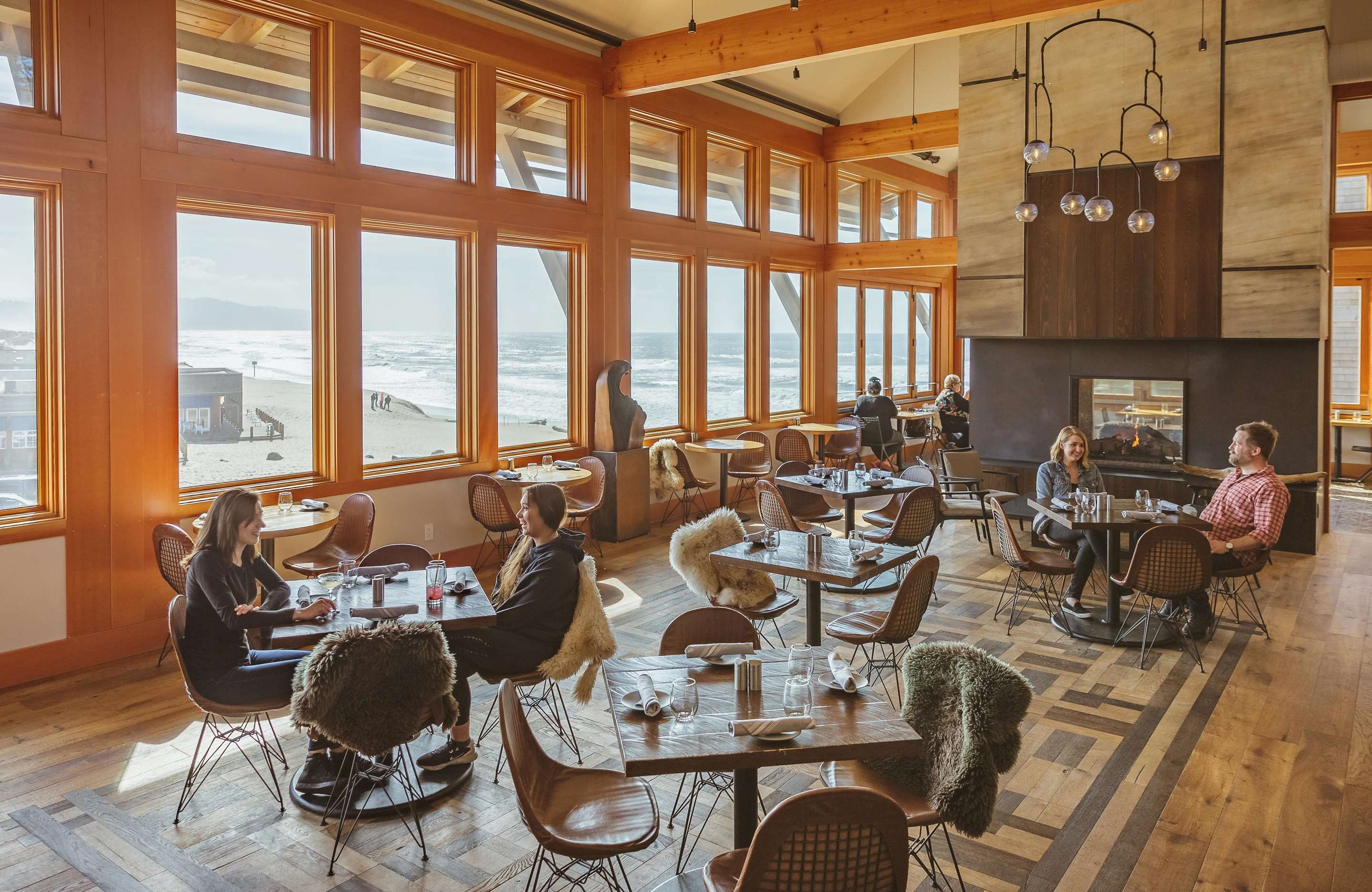 Headlands Coastal Lodge & Spa