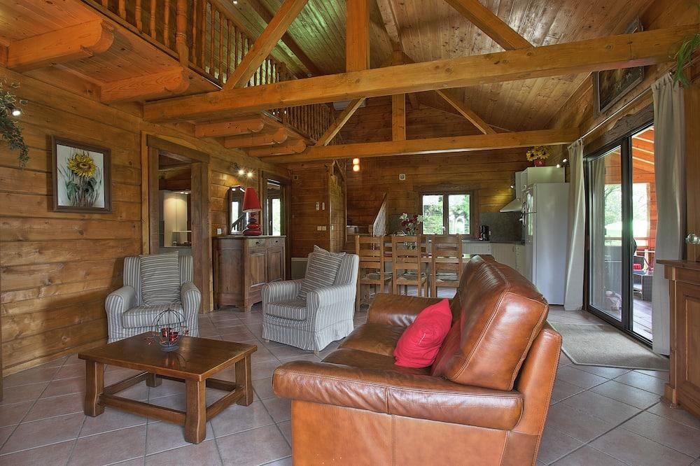 Modern Wooden Chalet With Heated Pool Jacuzzi Spa And Sauna Languedoc-Roussillon - Saissac visuel 5/5 Modern Wooden Chalet With Heated Pool Jacuzzi Spa And Sauna Languedoc-Roussillon - Saissac visuel 5/5