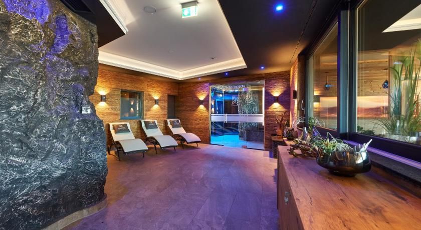 Kristall- & Vitalhotel Bergknappenhof