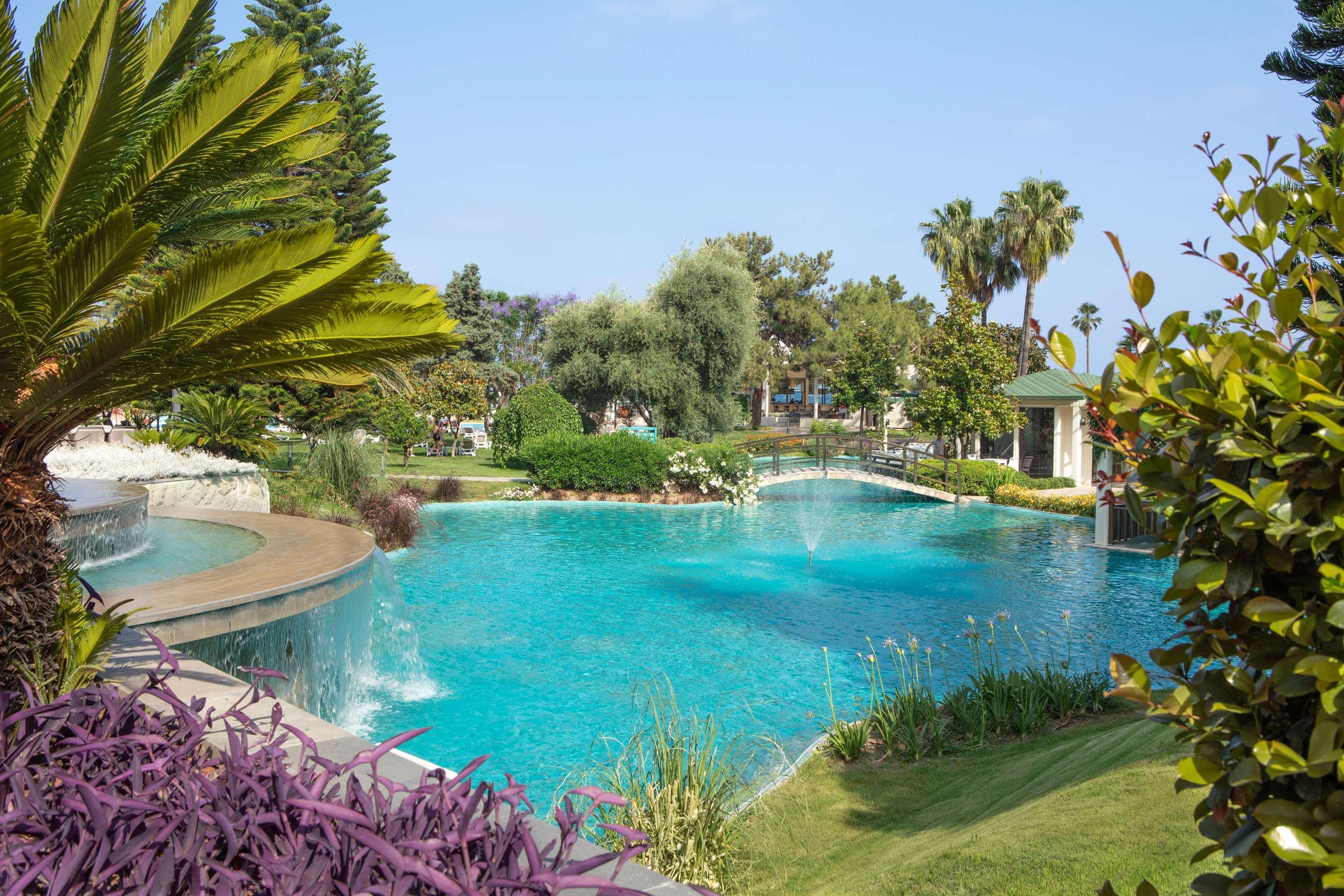 ice-398381-c7c2a5-396693 Mirage Park Resort
