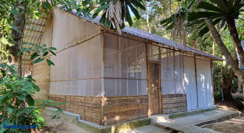 booking-898259-518467351-420983 Sunboo Beach Bungalows