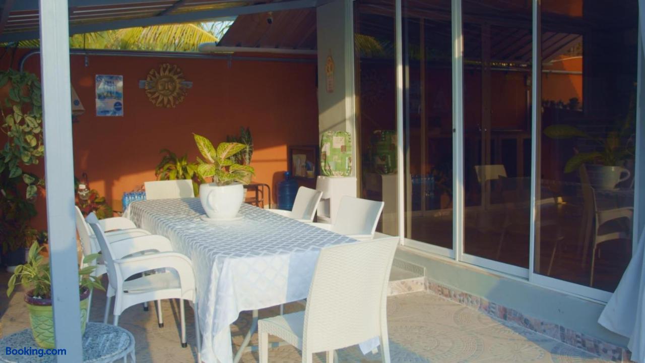 booking-1071008840-595565987-216089 Aparta Hotel Esa Buya