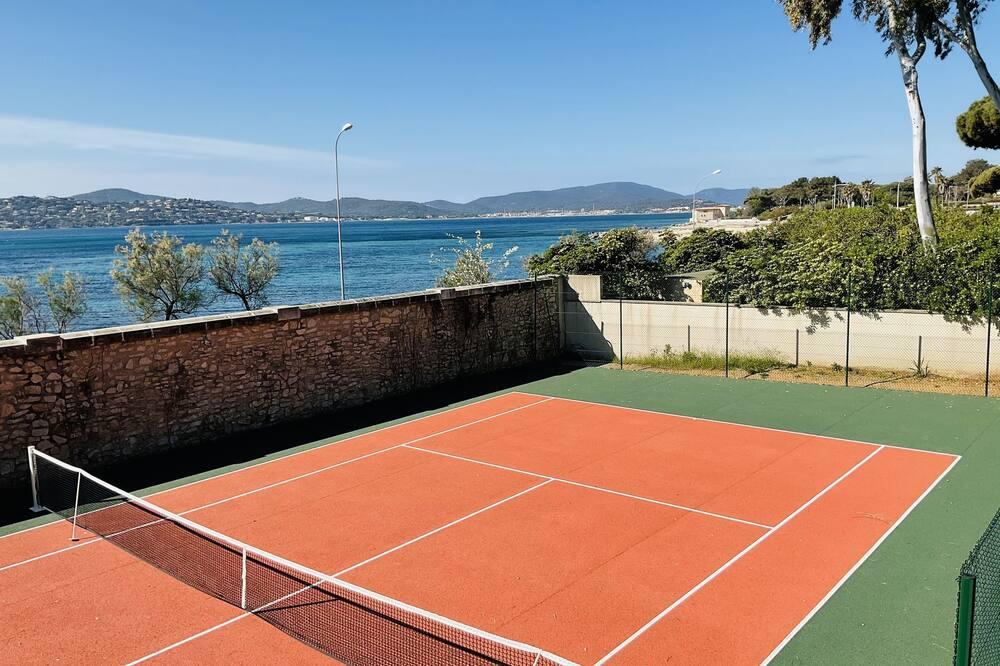 Large renovated property with sea view, indoor pool, beaches 50 meters away Provence-Alpes-Côte d'Azur - Grimaud visuel 3/5